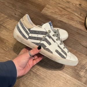 Size 41 Swarovski crystal Superstar